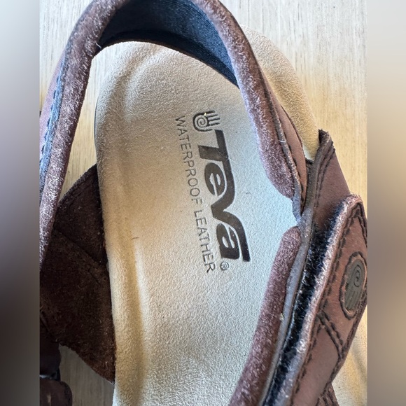 Teva Waterproof Leather Hiking Sandals Brown #6591 Men’s 8 EUC - Picture 6 of 14